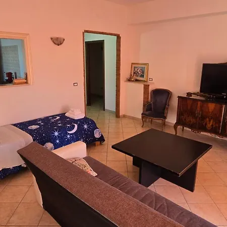 Roxy Bellavista Cogna